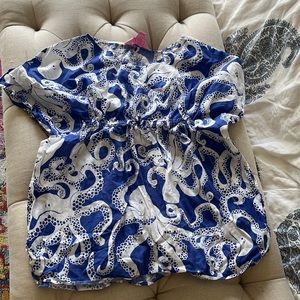 💯 authentic Lilly Pulitzer Cover Up